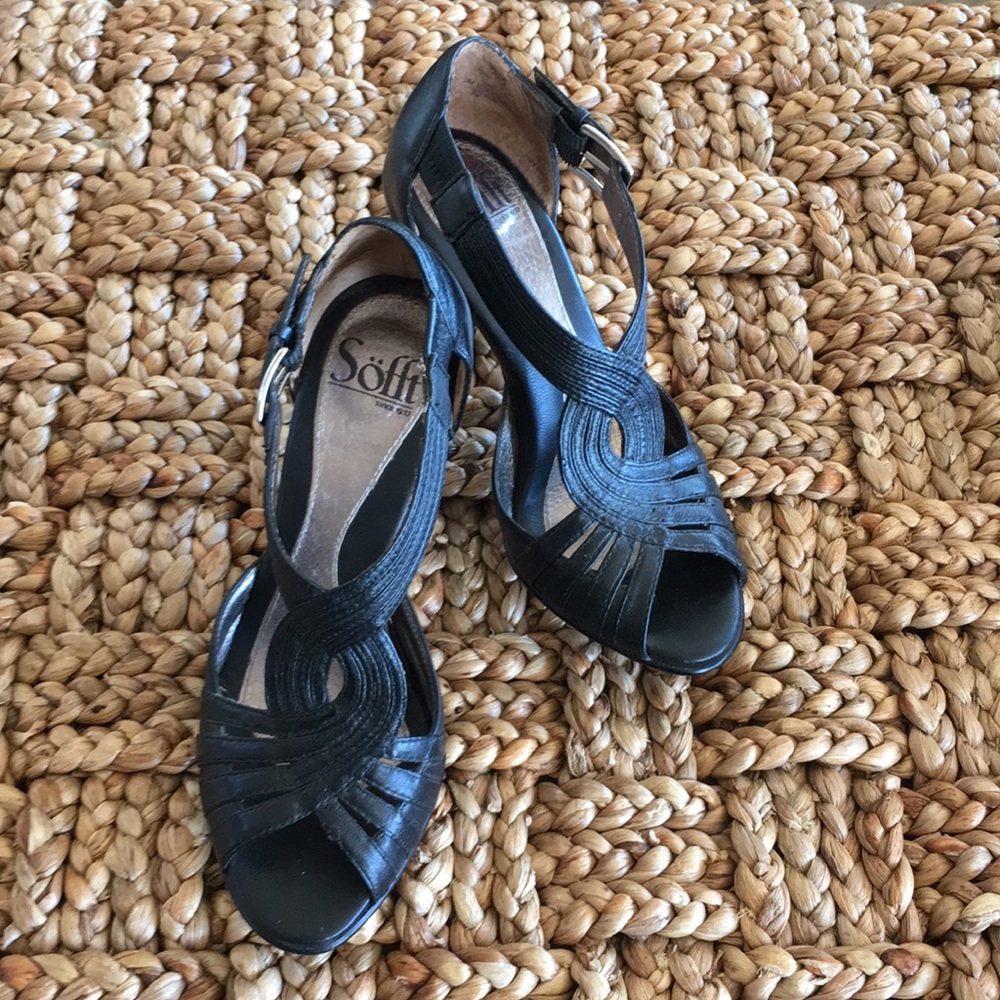 Sofft black leather heels